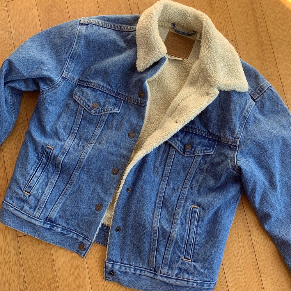 Levi’s sherpa jean jacket